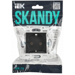 SKANDY Розетка с заземлением без защитных шторок 16А SK-R05Bl черный IEK SK-R11-16-K02