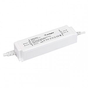 Блок питания ARPJ-SP-421400-PFC (60W, 21-42V, 1.4A) 037271, Источник тока с гальванической развязкой для светильников и мощных светодиодов. Входное напряжение 220-240 VAC. Выходные параметры: 21-42 В, 1400 mА, 60 Вт. Встроенный PFC >0.9. Герметичный пластиковый корпус IP 67. Габаритные размеры длина 166 мм, ширина