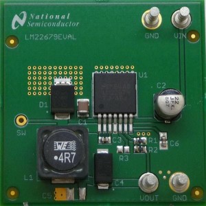 LM22679EVAL/NOPB, Средства разработки интегральных схем (ИС) управления питанием LM22679 EVAL BOARD