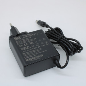 NGE30E24-P1J, AC-DC, 30Вт, сетевой адаптер, выход 24В/1.25А, вход 80...264В AC, 47...63 Гц, изоляция 4000B DC, 2xMOPP, 62x30*x65мм, -30...+70C, евровилка, выходной разъем 11мм, диам. 5.5х2.1мм