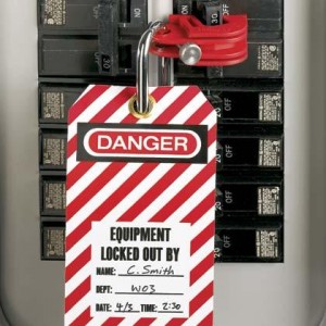 PSL-CBILNT, PPE Saftey Equipment / Lockout Tagout No-Tool I-Line C/B Lockout Device